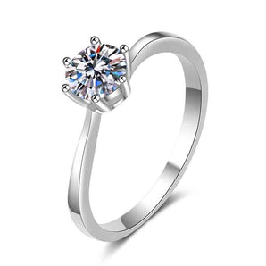 925 Sterling Silver Round Cut CZ Solitaire Ring 1