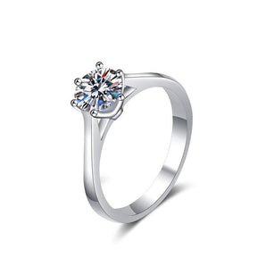 925 Sterling Silver Round Cut CZ Solitaire Ring 1