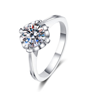 925 Sterling Silver Round Cut CZ Solitaire Ring 1