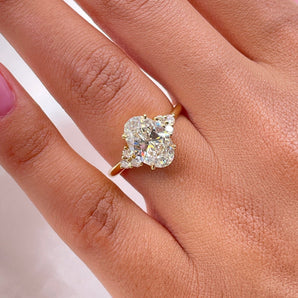 2.42 CT Oval Three Stone CVD G/VS Diamond Engagement Ring 2