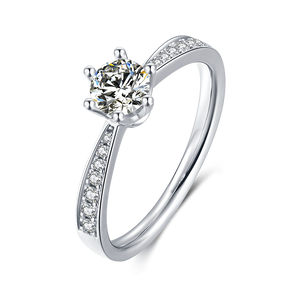 925 Sterling Silver Round Cut CZ Ring 1